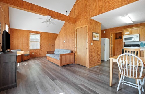 Logan Cabin | Cabins In Hocking - Retreat cabin 2