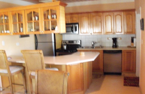 Westward Villas Subdivision House | Cable Beach 2 bedrooms - brand new with pool