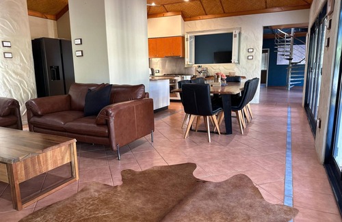 Cable Beach House | Cable Beach Getaways 5 Bed 3 Bath, Resort Style Pool STRA6726CAIBIK1W