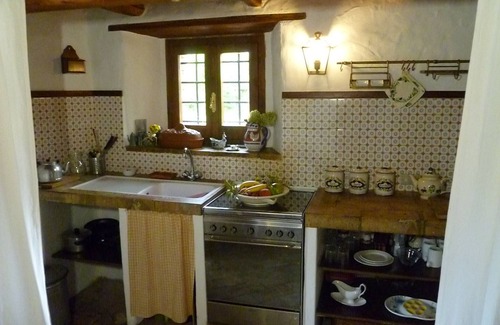 Spoleto Apartment | Cacciarella elegant and independent holiday apartment to rent 2+2 pax