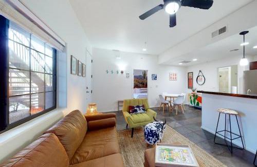 Tucson Apartment | Cactus Casita at St Phillips