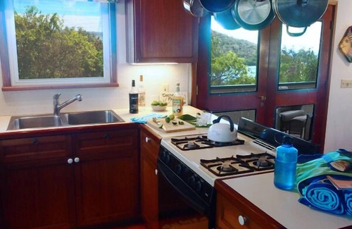 Fish Bay Cottage | Cactus Flower Cottage - a Charming Quiet Retreat with Ocean View