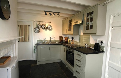 Cwrt Cottage | Cae Mawr, Borth and Ynyslas