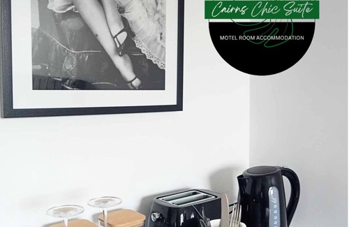 Woree Apartment | Cairns Chic Suite - Apartment 'A'