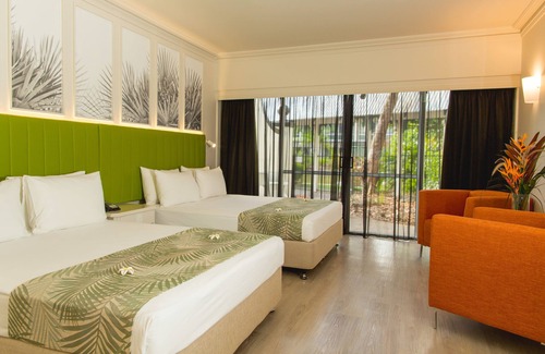 Manunda Hotel | Cairns Colonial Club Resort