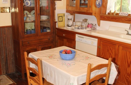 St. Martinville House | CAJUN HOSPITALITY - LA PETITE VOIE DE ST. THERESE