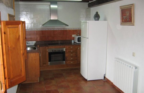 Artesa de Segre Cottage | Cal Camats Casa Rural 17 units