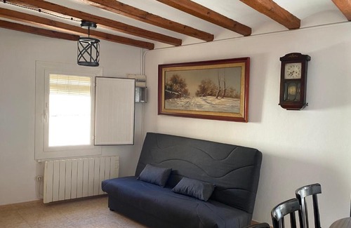 Castellfollit de Riubregos House | Cal cap xic