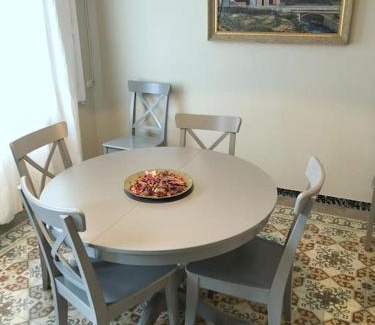 Guardiola de Bergueda Apartment | Cal Cinto · Apartamento rústico y renovado 7p