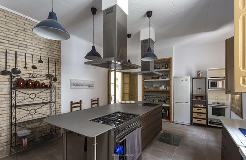 Ginestar Villa | Cal Pubill, charming manor house