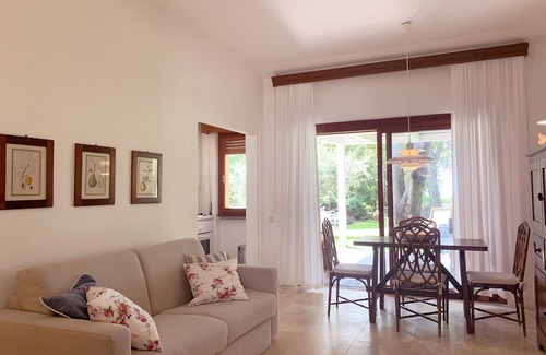 Punta Ala House | Cala Dei Pirati. nGarden cottage with sea view on the Tuscan archipelago