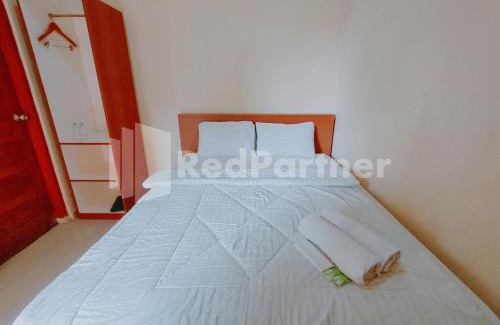 Wonosari Hotel | Calida Hotel Mitra RedDoorz near Alun Alun Wonosari