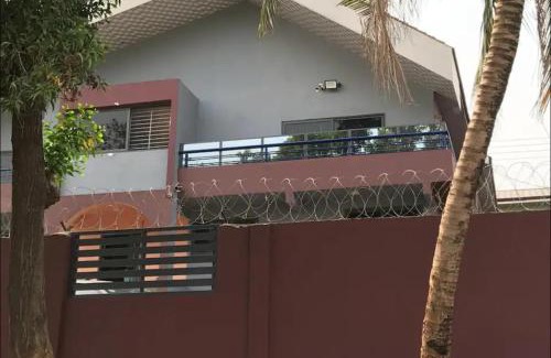 North Legon Apartment | Calm Hillside Swimming Pool Villa Apartment