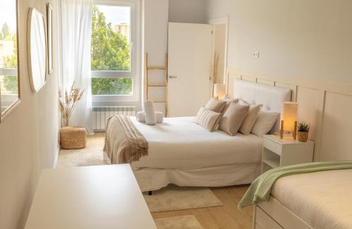 Mendebaldea Apartment | Calma y Luz by Clabao