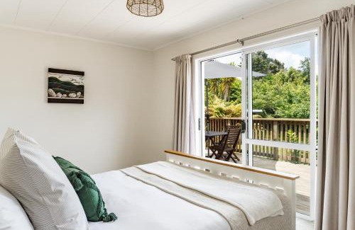 Raglan House | Calypso Cottage