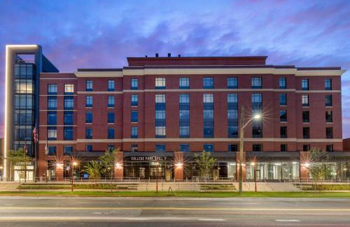 Berwyn Hotel | Cambria Hotel College Park