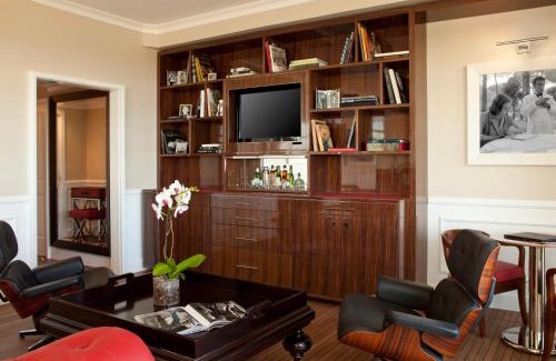 Pico - Robertson Hotel | Cameo Beverly Hills