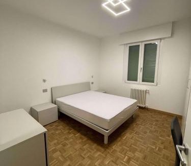 Legnago Apartment | Camera Samantha Legnago