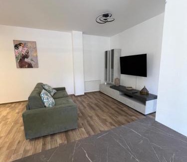 Cologna Spiaggia Apartment | Camillo's Home