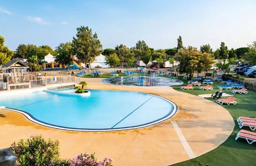 Narbonne House | Campéole La Côte des Roses campsite * - Cottage 4 Rooms 6 People Air-conditioned + TV