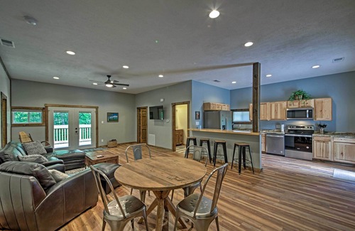 Bloomington Cabin | ‘Camp Monroe’ in Bloomington w/Deck & Views!