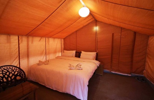 Leh Hotel | Camp Redstart