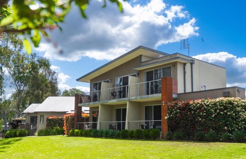 Echuca Hotel | Campaspe Lodge