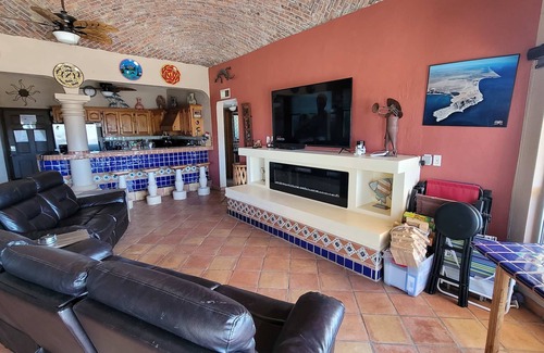 Las Conchas House | Campbell's house, 2nd row, WiFi, Las Conchas