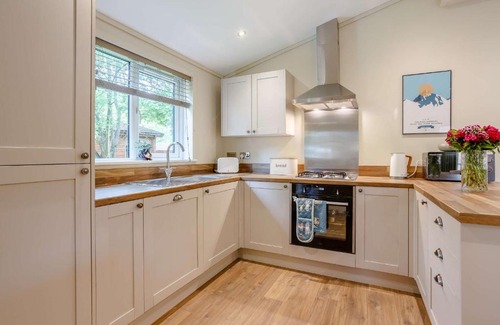 Churchill House | Campden Lodge 1