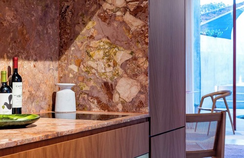 Camperdown Apartment | Camperdown- Luxury Architectural apartment Escape