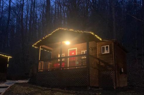 Stanton House | Campfire Cabin, Red River Gorge, KY, River Access & Views