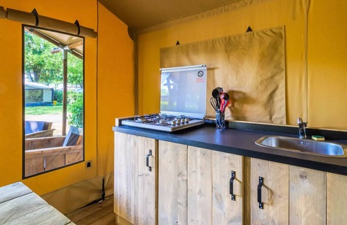 Saint-Julien-de-Concelles House | Camping du Chêne* - SLOW LODGE - 2 bedrooms, without bathroom 5 people