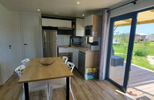 Mont-pres-Chambord House | Camping 3 étoiles - Piscine - ccbadcc