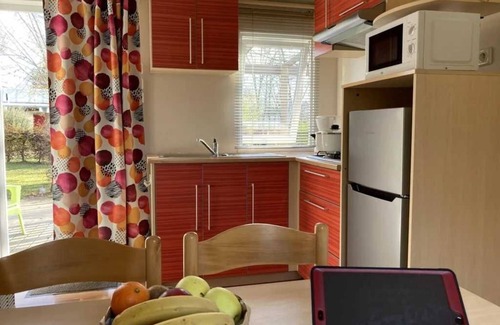 Montpon-Menesterol House | Camping 3 étoiles - Piscine - ccbb0if