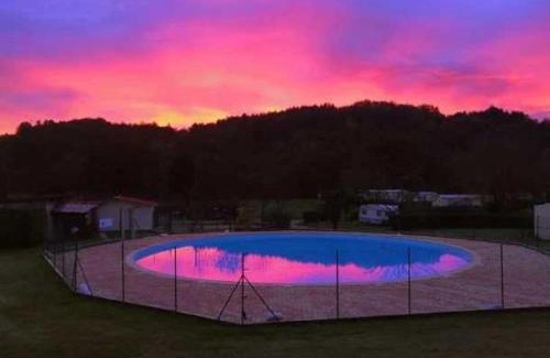 Casties-Labrande Other | Camping 3 étoiles - Piscine - eehgef
