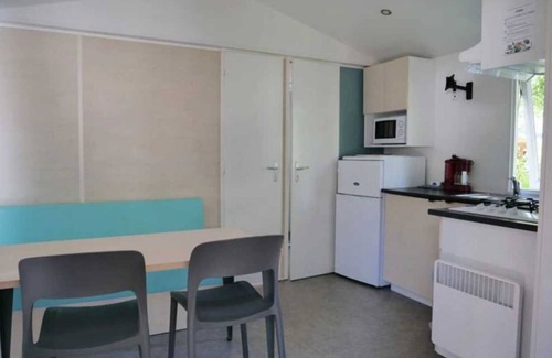 Monceaux-sur-Dordogne House | Camping 4 étoiles - ef0bib