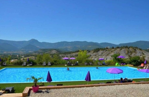Rosans House | Camping 4 étoiles - Piscine - ccbach0
