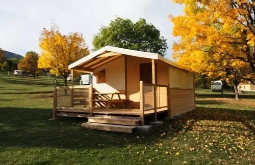 Lus-la-Croix-Haute House | Camping Champ la Chèvre* - Lodge Rando tent (without sanitary facilities) 5 people