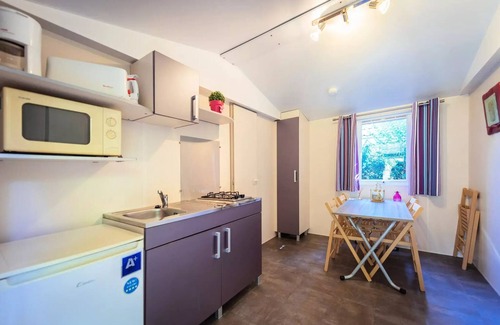 Brissac-Quince House | Camping de l'Etang Sites and Landscapes * - Cottage Classic Authion 2 ch. 5 persons
