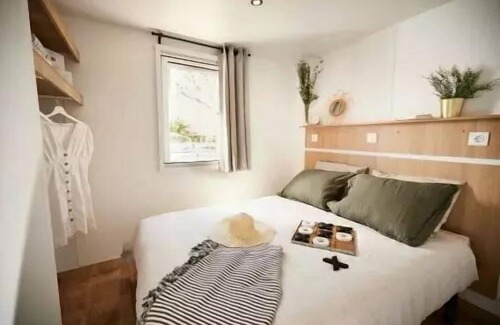 Peigney House | Camping de la Liez * - Mobil-home New Espace 4 Rooms 6 People Air Conditioned