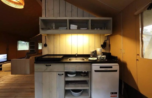 Saint-Pierre-d'Albigny House | Camping du Lac de Carouge * - Ecolodge VIP 3 Rooms 6 persons