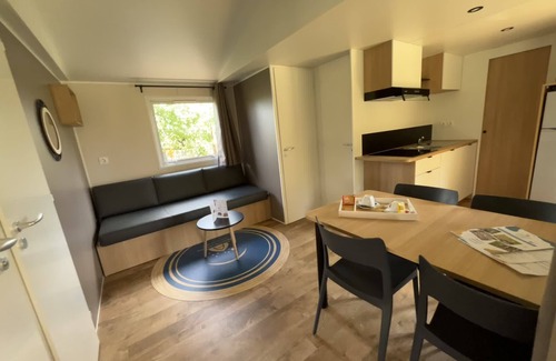 Le Lion-d'Angers RV Rental | Camping du Lion d'Angers