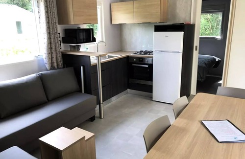 Pont-Scorff House | Camping Entre Terre et Mer * - Privilege mobile home (3 bedrooms) 6 people