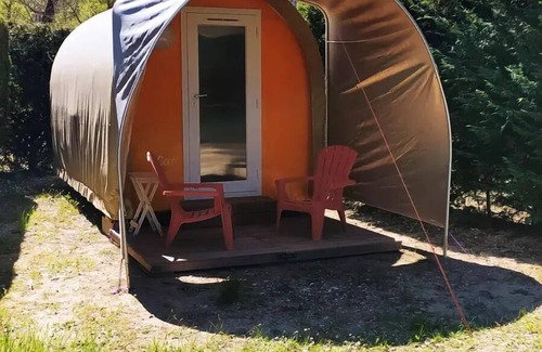 Saint Maime House | Camping Flower La Rivière * - Coco Sweet 2 room apartment for 2 people without sanitary facilities