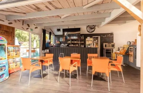 Saint-Sulpice-de-Royan House | Camping maeva Club Royal Ocean * - Hutt Cabin 1 Room 2 People Without Sanitary