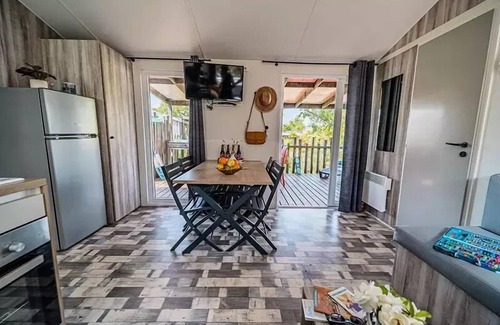 Brem Sur Mer House | Camping L'Océan * - Mobile Home Trio Premium 4 Rooms 6 People Jacuzzi + Air Conditioning + TV