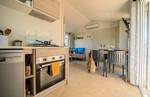 Brem Sur Mer House | Camping L'Océan * - Mobil Home Authentic 3 Parts 4/5 People + TV