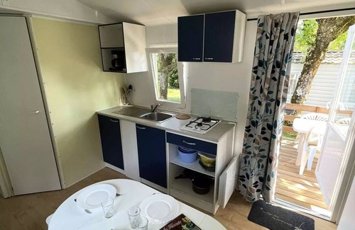 Ornans House | Camping le Chanet * - Mobil home standard UTINAM 2 bedrooms 4 people