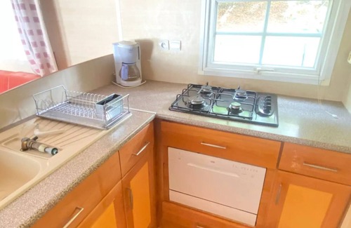 Le Grand Serre House | Camping le Grand Cerf * - Premium 6-person mobile home with covered terrace, 3 bedrooms, air conditioning, dishwasher, TV for 6 people