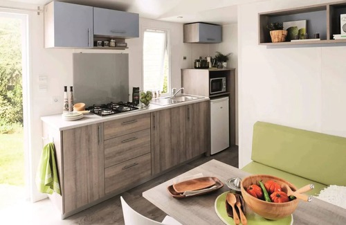 Le Bois-Plage-en-Re House | Camping LES VARENNES * - Mobil-home AZUR 2 chambres 4 personnes